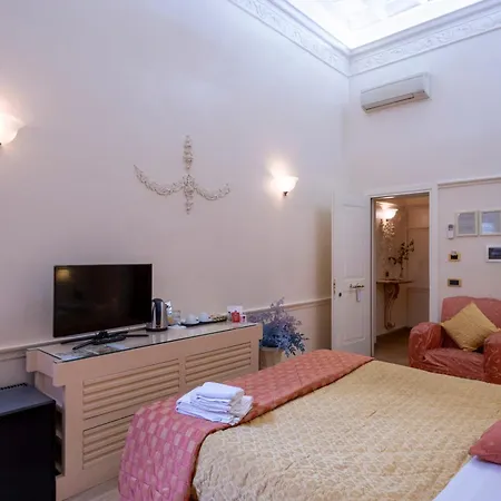 Pensión Suites Rome *
