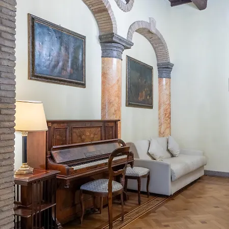 Suites Rome ローマ
